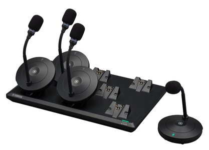 Vier Yamaha RM-W Schwanenhals Mikrofone in der Station